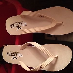 Hollister flip flops